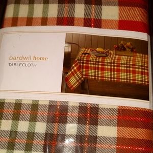Bardwill table cloth. Plaid. Brown. New in package